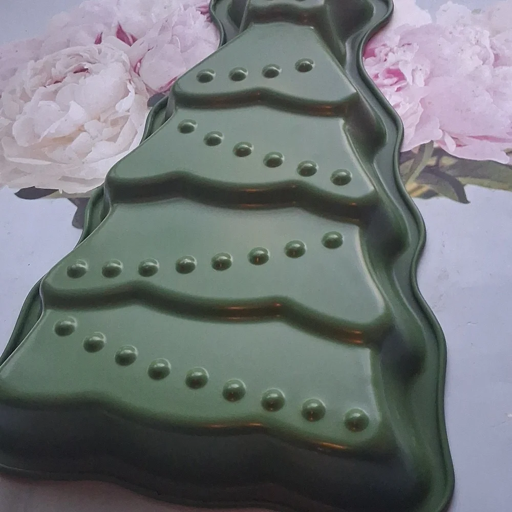 Christmas Tree Cake Pan
